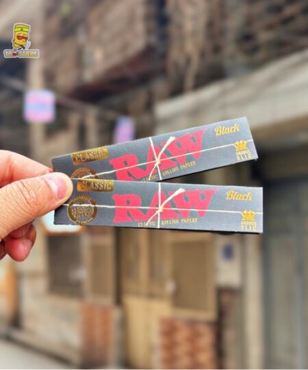 GIẤY CUỐN THẢO DƯỢC RAW BLACK 110MM (32 tờ/tệp - Mỏng hơn Raw vàng)
